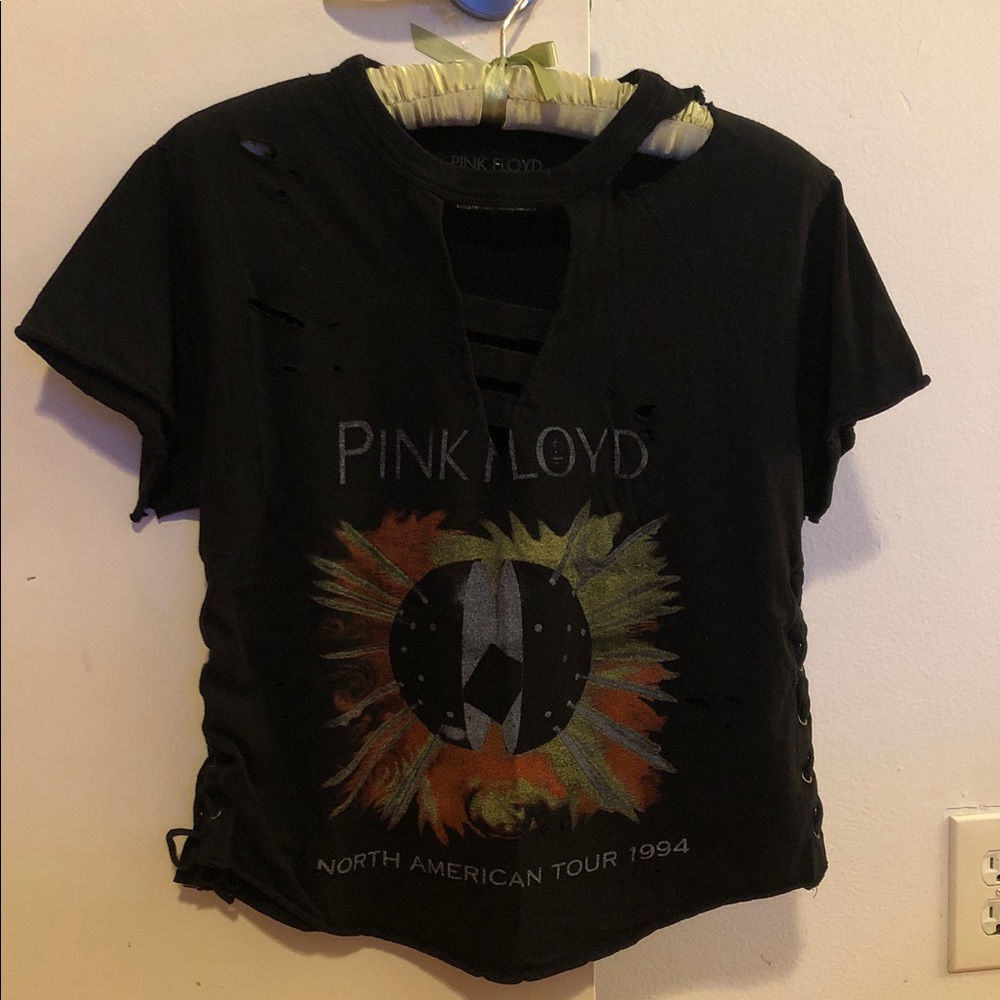 Authentic 1990’s Pink Floyd Black Graphic Tee North American Tour 1994